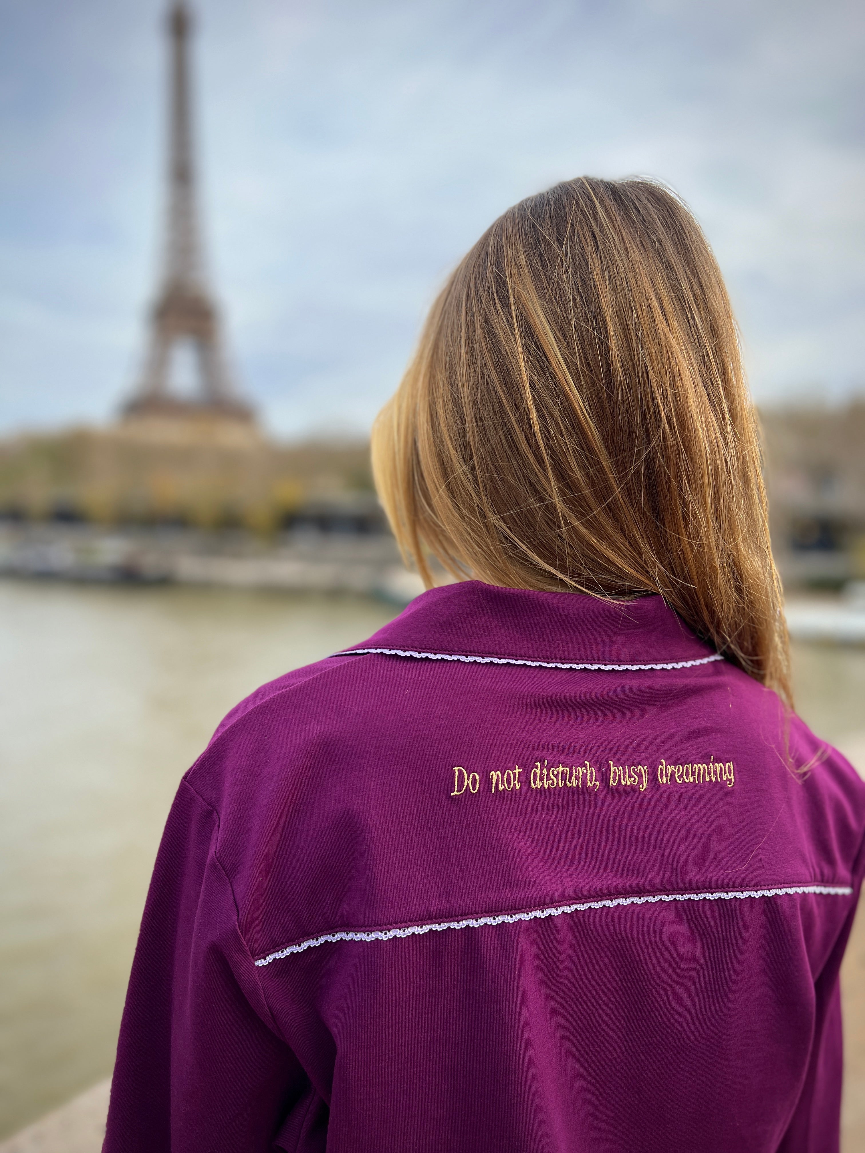 Pyjama in burgundy "Do not disturb, busy dreaming"